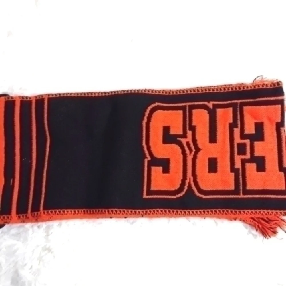 ☄NHL Forever Collectibles Official FLYERS Scarf